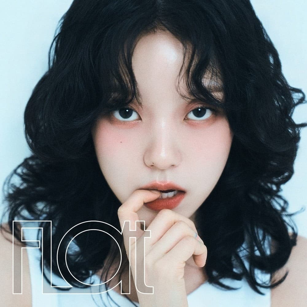 Rothy 推出新 EP《FLAT》及 disco-pop 主打歌《Alphabet》